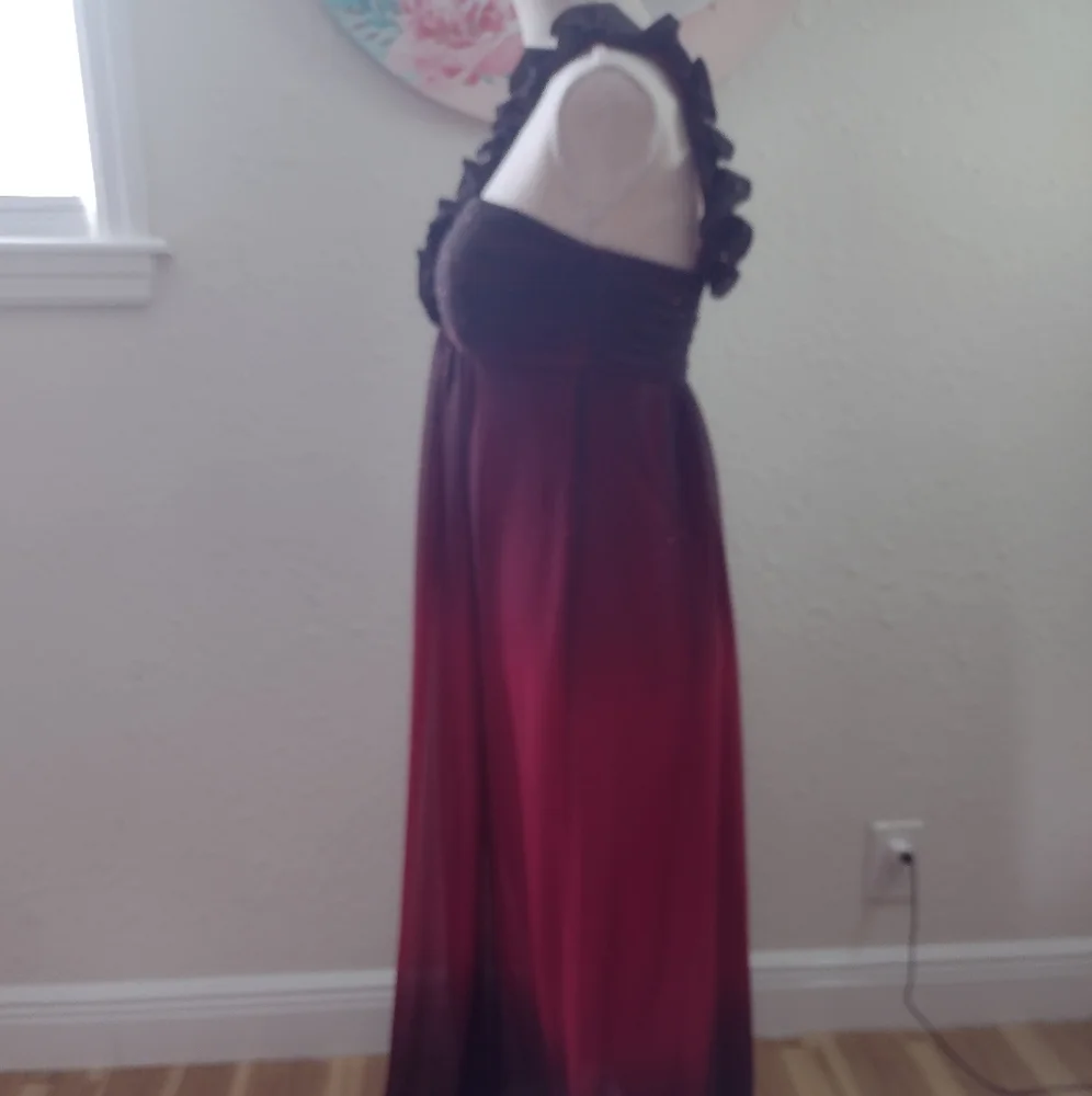 Dress - Picture 3 of 5